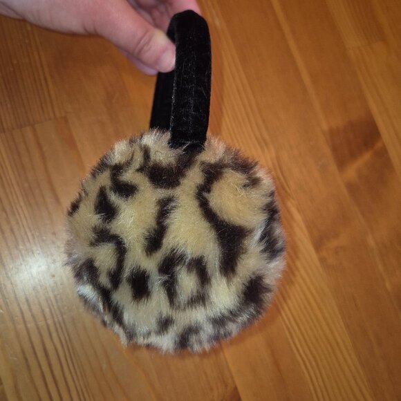 Leopard pring earmuffs - Picture 3 of 4